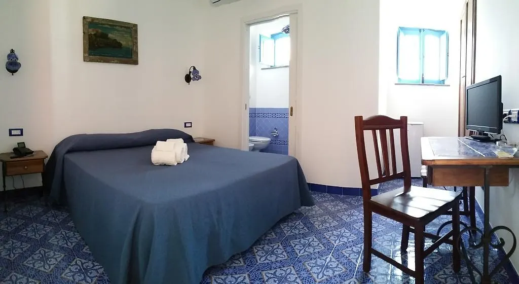 Hotel A Cannata Santa Marina Salina 3*,  Italy
